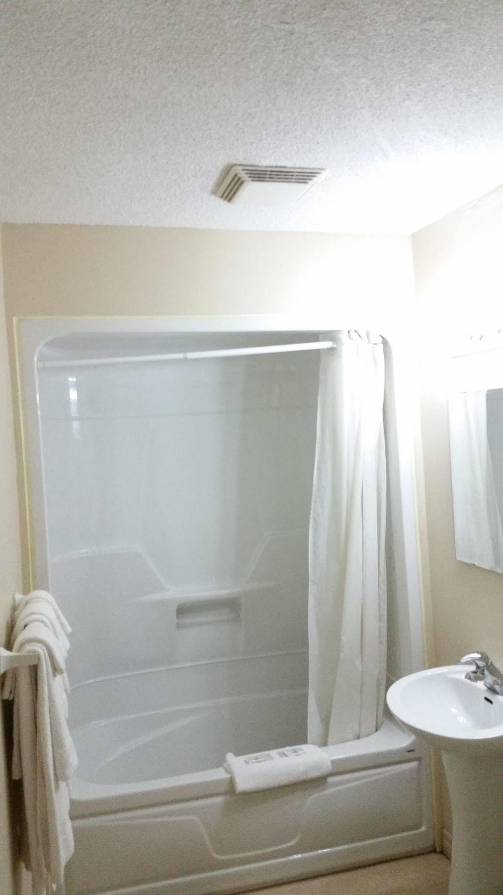 Avalon Motel Belleville Esterno foto
